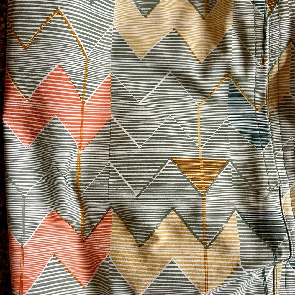 L.L. Bean Geometric Chevron Patterned Shorts Green and Orange Swim Trunks Large - Picture 11 of 14